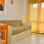 Condominio Tonin B Apartamento *