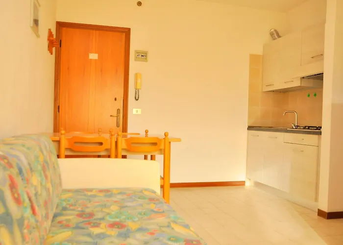 Condominio Tonin B 公寓 *