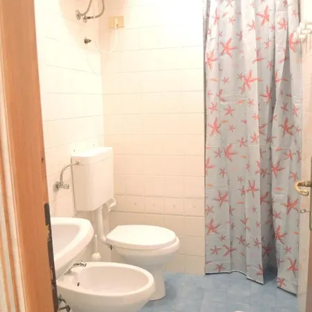 Condominio Tonin B アパート ビビオーネ